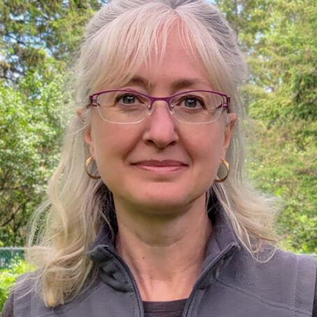 Mitzi Alex Headshot