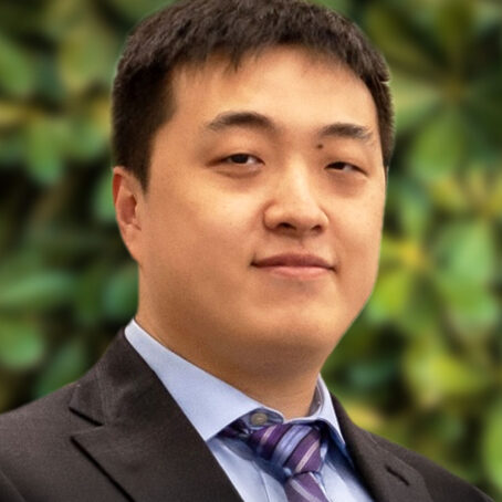 Lucas Yu Headshot